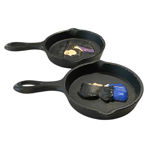 Mini Black Cast Iron Skillet Frying Pan Hand Painted Amish Man Woman Silhouette - Picture 8 of 10